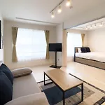 Toggle Bunkyo Korakuen